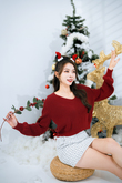 RHEA V NECK KNIT SWEATER (MAROON)