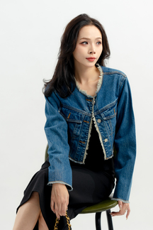 LEVO CROPPED DENIM JACKET (DARK WASH)