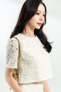 SANSA ROUND NECK TOP (CREAM)