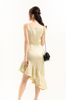 HERMIA CASCADING RUFFLES MIDI DRESS (LIME)