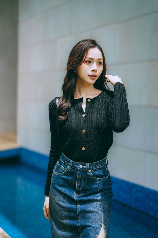 SOFIN KNITTED CARDIGAN (BLACK)