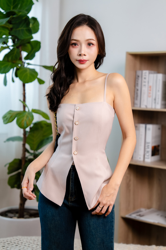 KYRIE BUTTON CAMI TOP (PALE CHESNUT)