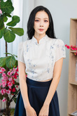 XIA MANDARIN COLLAR CROP TOP (FLORAL)