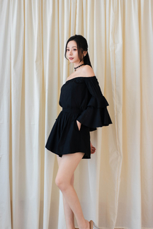 BROOKE ELASTICATED WAIST SHORTS (BLACK)