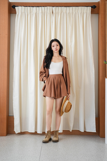BROOKE ELASTICATED WAIST SHORTS (BROWN)