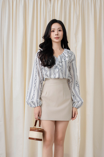 JODELL V-NECK RUFFLES TOP (WHITE)