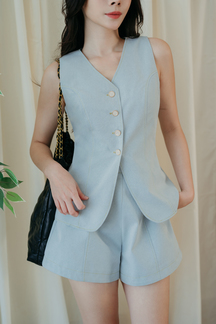 EMMIE BUTTON VEST TOP (LIGHT BLUE)