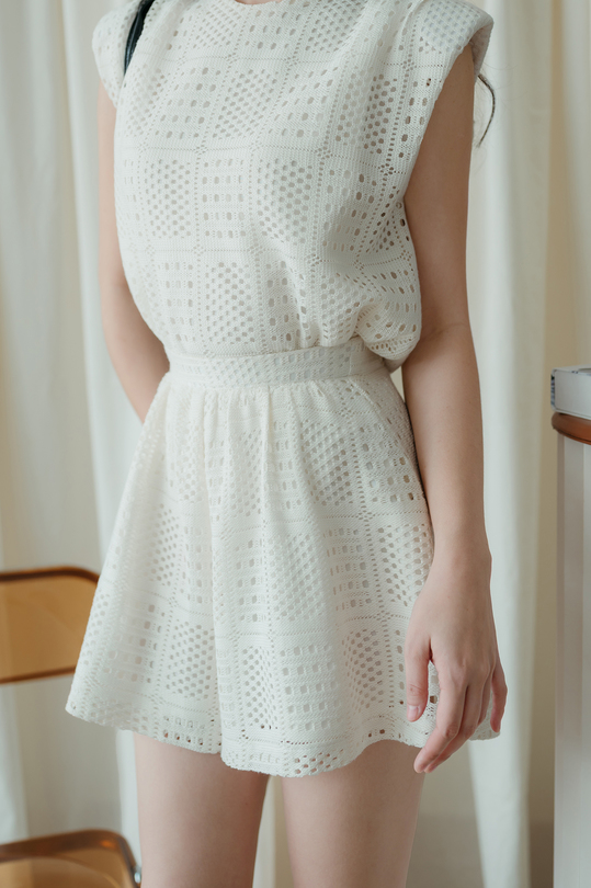 CORDI ELASTICATED WAIST SHORTS (CREAM)