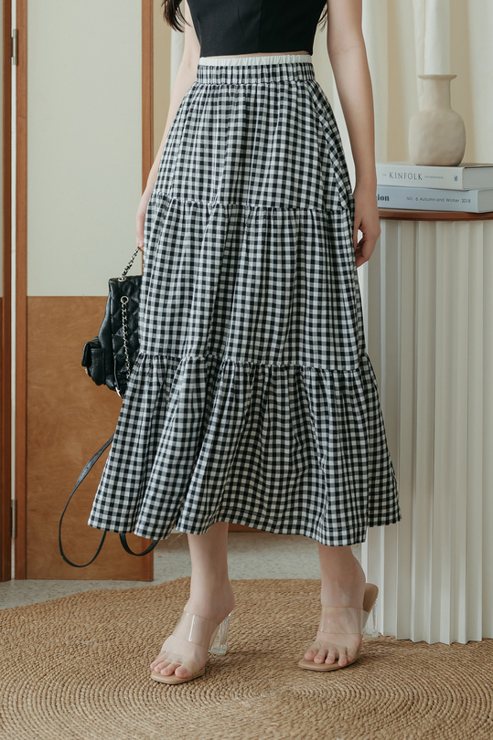 SORAYA ELASTIC WAIST MIDI SKIRT (BLACK CHECKERED)