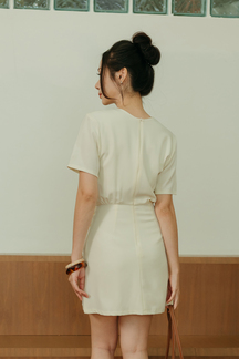 SAMMI OVERLAP MINI DRESS (CREAM)