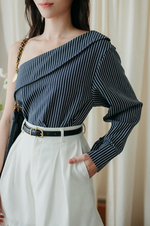 GENEVA SLOPE SHOULDER TOP (BLUE STRIPE)