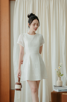 NOVA ROUND NECK MINI DRESS (CREAM)