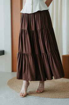 STETSON TIERED LONG SKIRT (BROWN)