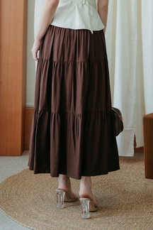STETSON TIERED LONG SKIRT (BROWN)