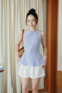 SUZON SIDE SPLIT TOP (BLUE STRIPE)