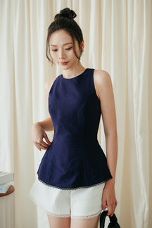 SUZON SIDE SPLIT TOP (BLUE)