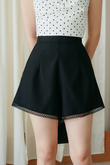 AVIN HIGH WAISTED SHORTS (BLACK) AVIN HIGH WAISTED SHORTS (BLACK)