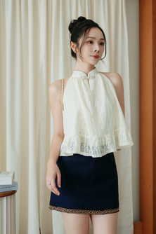 ZANNDRA CHEONGSAM TOP (CREAM LACE)