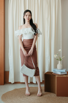 PHILOMENA OFF SHOULDER TOP (WHITE FLORAL)