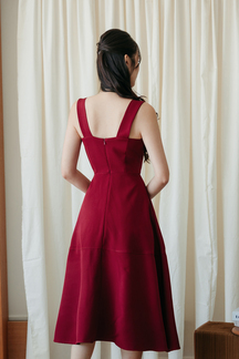 SEVYN U SHAPE MIDI DRESS (RED)