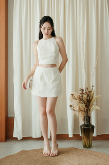 DOE MID WAIST SKORT (CREAM)
