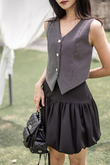 BONNY BUTTON FRONT VEST TOP (BLACK CHECKERED)