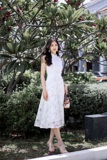  LEVINIA MANDARIN COLLAR MIDI DRESS (WHITE FLORAL)