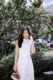  LEVINIA MANDARIN COLLAR MIDI DRESS (WHITE FLORAL)