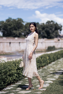  LEVINIA MANDARIN COLLAR MIDI DRESS (FLORAL)