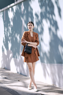 CARA BUTTON DOWN FRONT BLAZER (RUST)