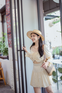 KAMILA FRONT RUCHED CROP TOP (BEIGE)