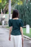 LINDIE FRONT ZIPPER TOP (DARK GREEN) LINDIE FRONT ZIPPER TOP (DARK GREEN)