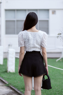 LINDIE FRONT ZIPPER TOP (WHITE)