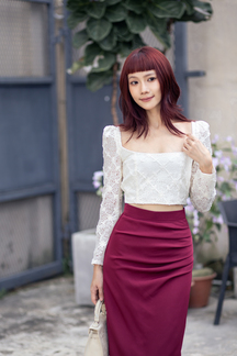 WRENLEE LONG SLEEVES CROP TOP (LACE)