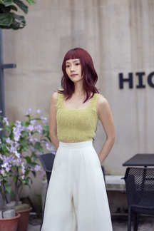 DOVIE CAMI KNIT CROP TOP (AVOCADO)