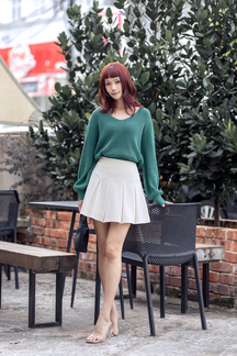 RHEA V NECK KNIT SWEATER (GREEN)