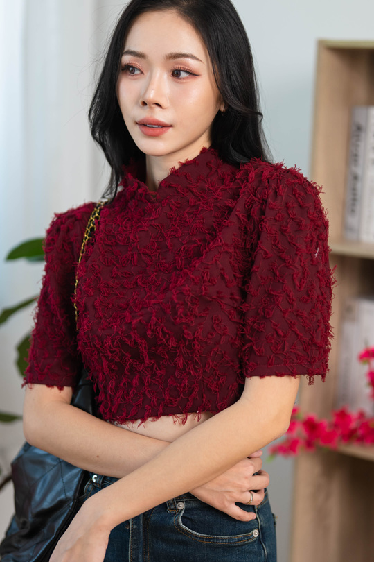 CHUN MANDARIN COLLAR TOP (FURRY RED)