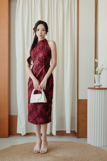 OLINDA HIGH COLLAR MIDI DRESS (RED FLORAL)