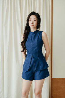 SAWYER HIGH COLLAR TOP (JEAN BLUE)