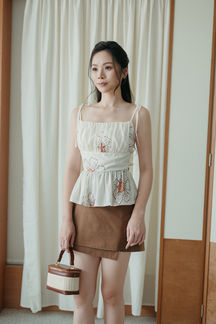 MECCA SELF TIE CAMI TOP (FLORAL)