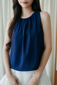 BARRETT ROUND NECK SLEEVELESS TOP (BLUE)