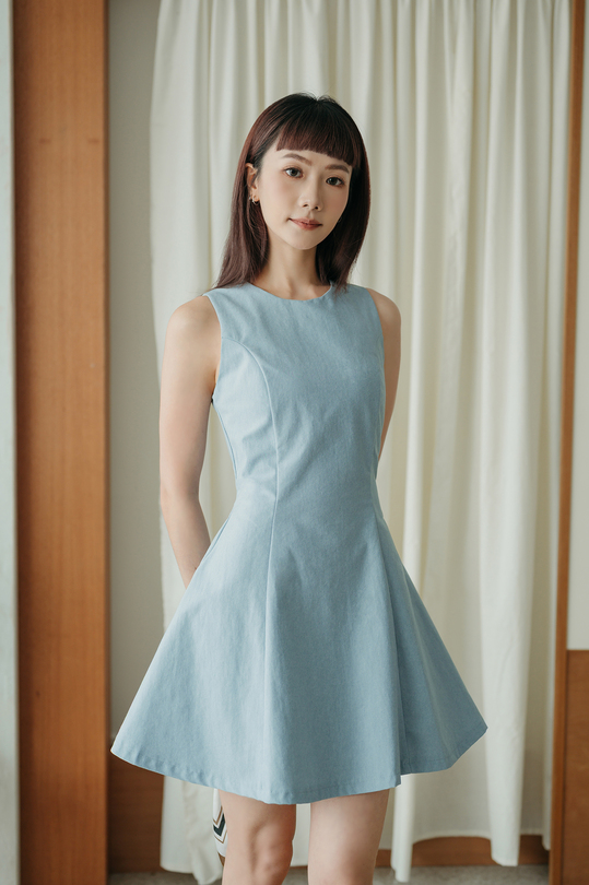 FIA ROUND NECK MINI DRESS (BLUE) FIA ROUND NECK MINI DRESS (BLUE)