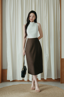 NIVA ROUND NECK CROP TOP (WHITE)