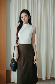 NIVA ROUND NECK CROP TOP (WHITE)