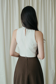 NIVA ROUND NECK CROP TOP (WHITE) NIVA ROUND NECK CROP TOP (WHITE)