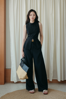 SAWYER HIGH COLLAR TOP (BLACK)