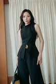 SAWYER HIGH COLLAR TOP (BLACK) SAWYER HIGH COLLAR TOP (BLACK)