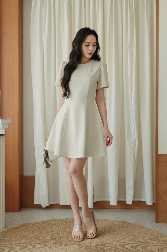 ASHER ROUND NECK MINI DRESS (BEIGE) 