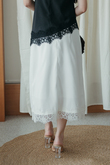 HYDEE HIGH WAISTED LACE SKIRT (WHITE)