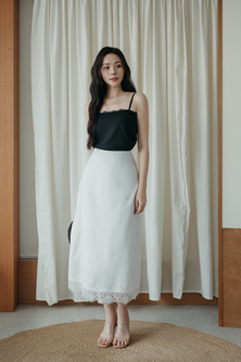 HYDEE HIGH WAISTED LACE SKIRT (WHITE)